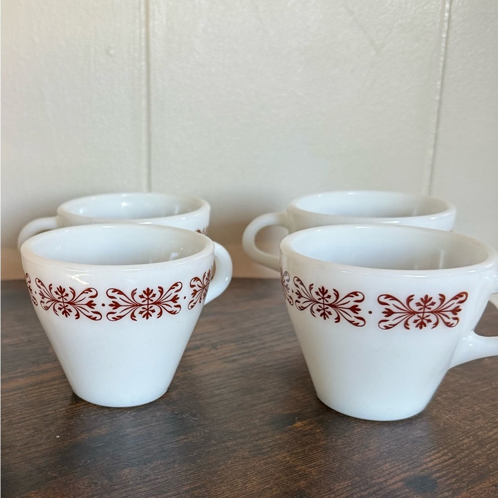 Set of 4 Vintage Anchor Hocking Anchorwear milk glass Mug w/Red Scrollwork